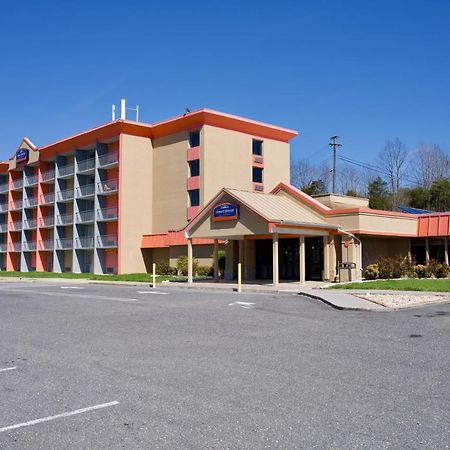 Hotel Howard Johnson By Wyndham Lexington Exterior foto